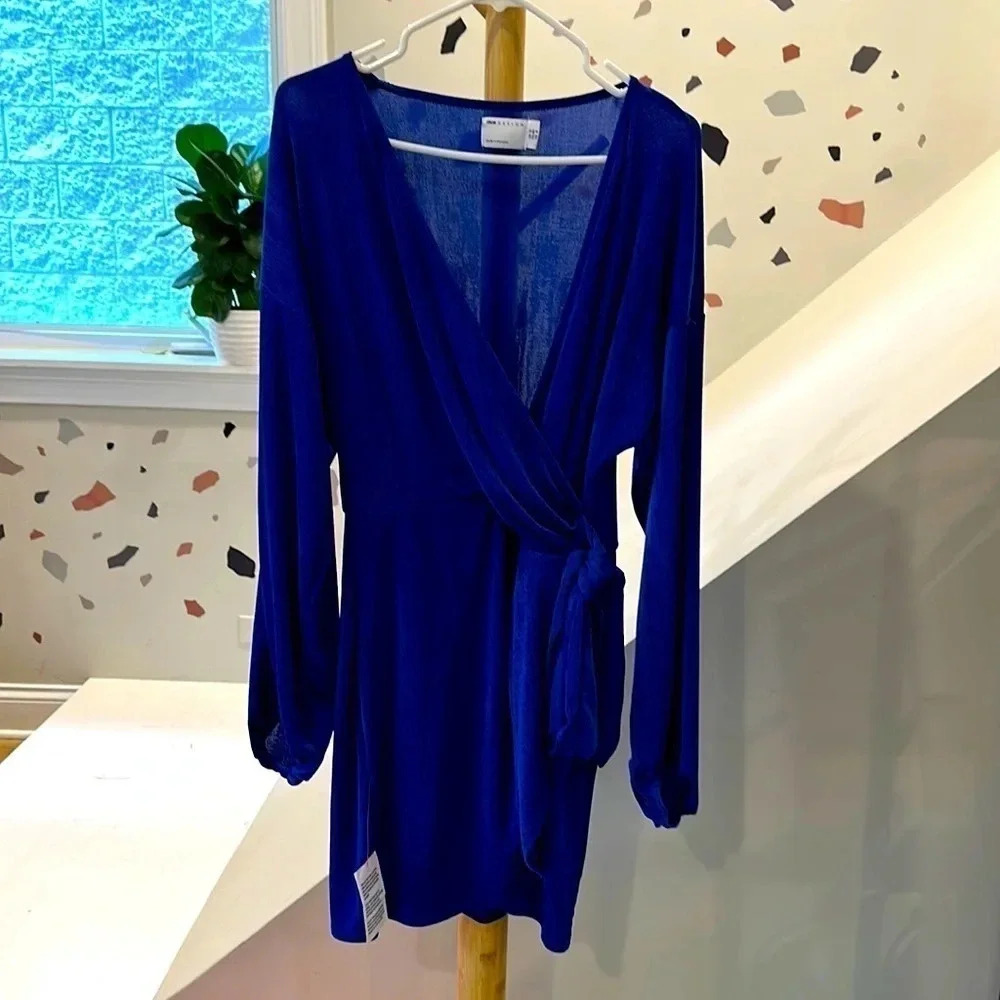ASOS DESIGN Faux Wrap mini Dress, size US 8 in Blue